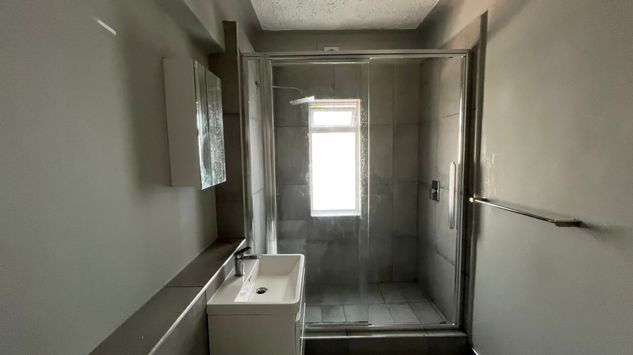 1 Bedroom Property for Sale in Rondebosch Western Cape